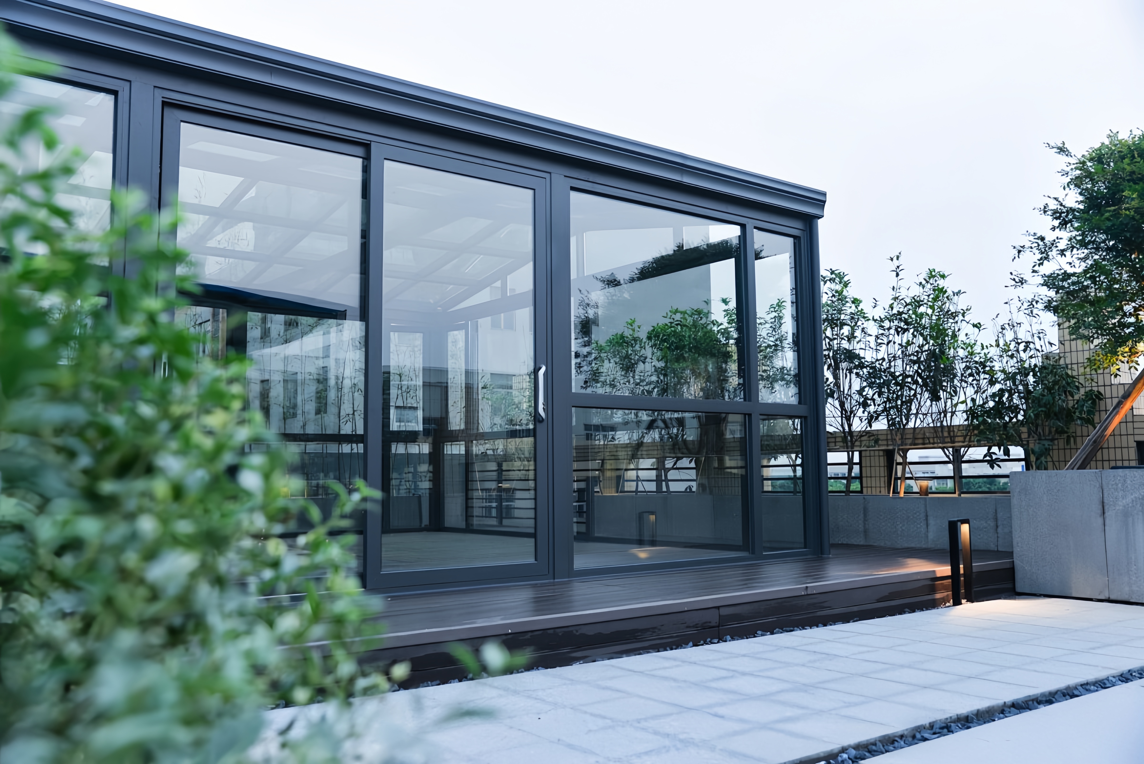 The way to choose high-quality doors and windows